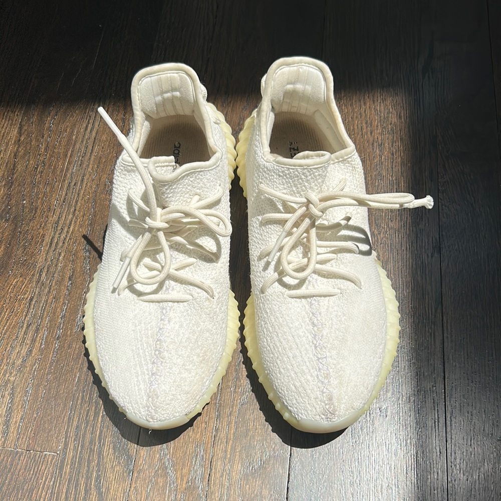 Yeezy Boost 350 v2 Cream White